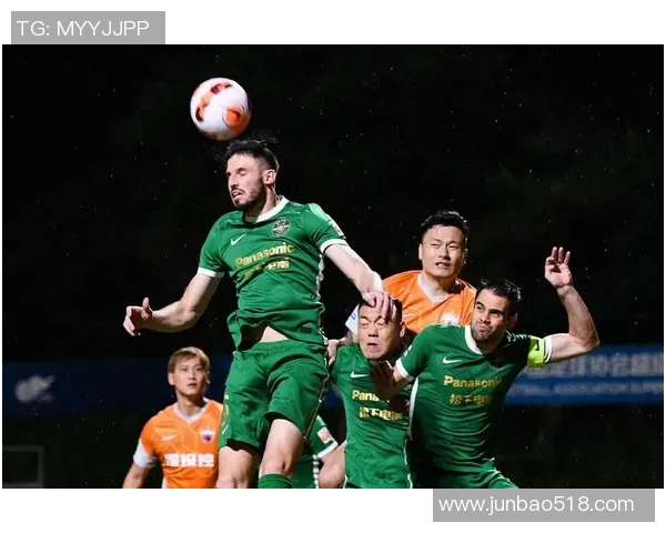 深圳足球队的节奏揭秘：激情与梦想交织的绿茵传奇